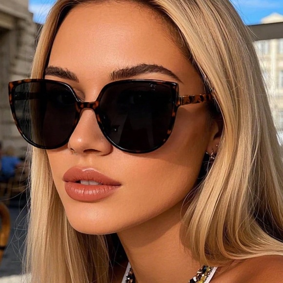 Classic cat Eye Polarized Outdoor Sunnies Sunglasses - Picture 1 of 6